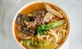 去厦门必吃的10大美食：海蛎煎居第五，沙茶面占据榜首